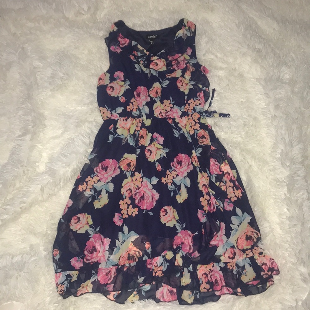 NWT Zunie Floral Dress Size 10
